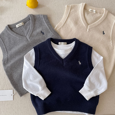 儿童马甲2025春季新款男童无袖刺绣针织衫内搭宝宝背心外穿毛衣潮