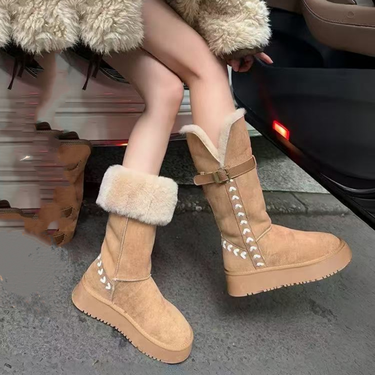 自留定制刺绣雪地靴女2025新款冬季两穿厚底不过膝长筒靴加绒棉靴