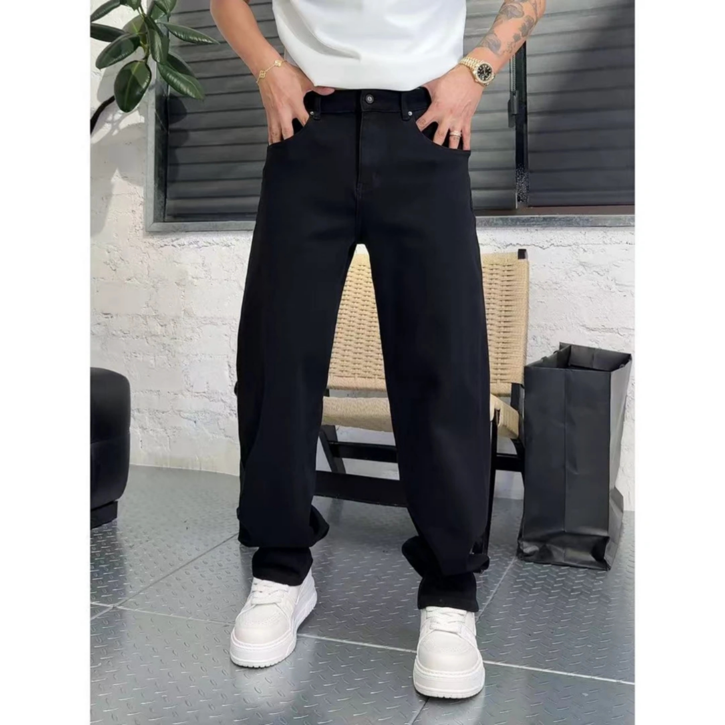 秋季新款休闲显瘦直筒牛仔长裤