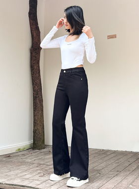 香依雅园 2025秋季新款200斤大码休闲高腰显瘦黑色微喇裤女58027