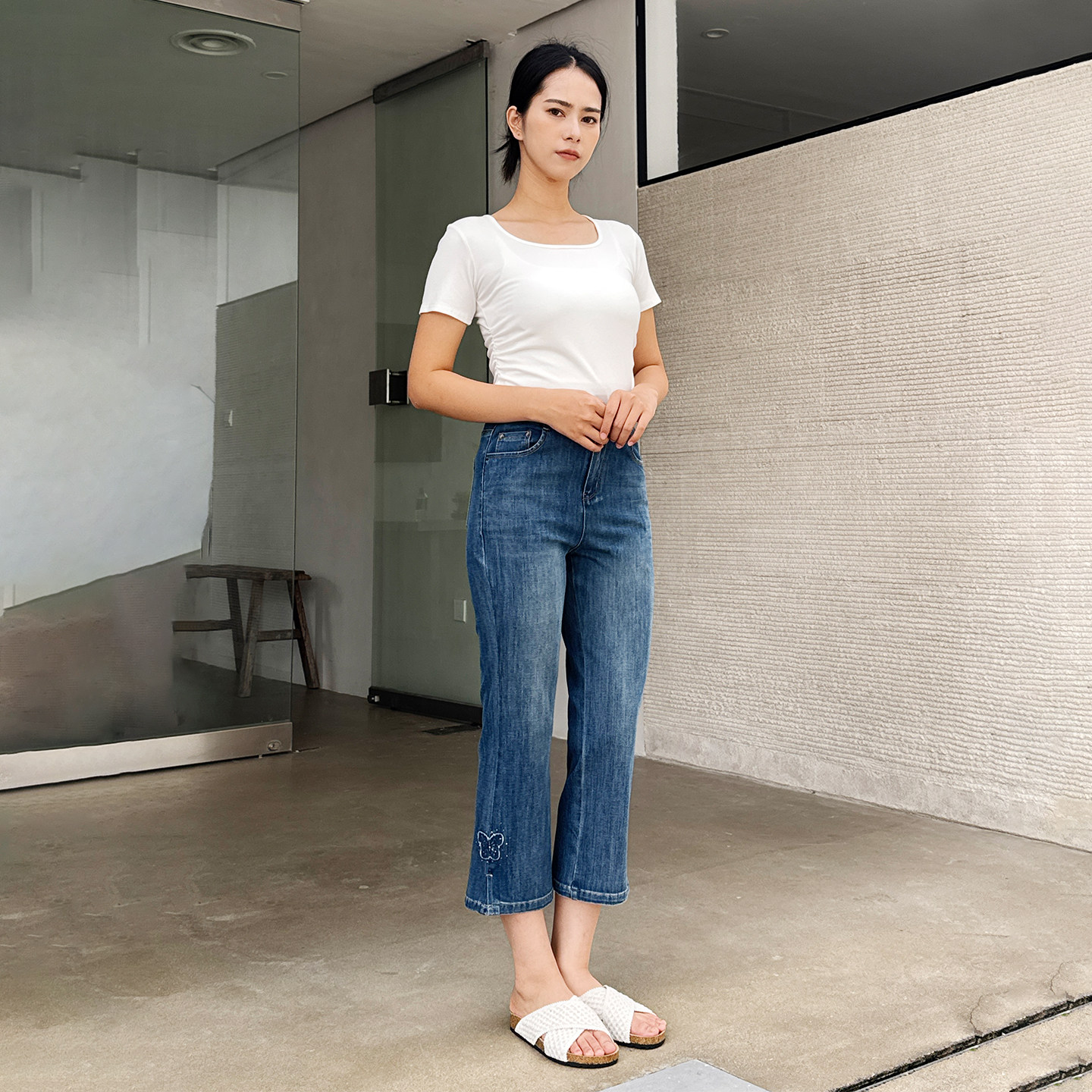 香依雅园 2026夏季新款200斤大码高腰显瘦弹力牛仔微喇裤女66012