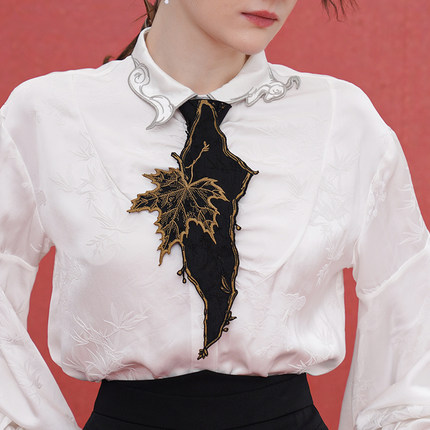 咖沫原创复古中国风刺绣衬衫领带女装饰休闲超好看的秋枫落叶小众