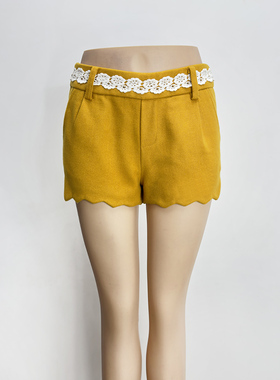 秋冬新款毛呢超短裤浅黄色直筒裤花边钉珠时尚呢子短裤女品牌折扣