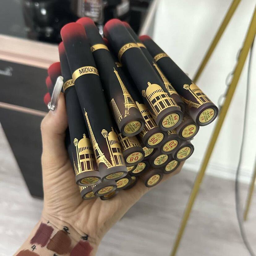 咪朵拉巴黎风情不沾杯唇釉学生党款口红不掉色不沾杯防水显白素颜