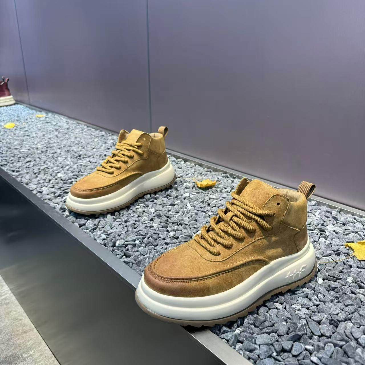 真皮高帮鞋男冬季加绒保暖潮流防滑运动鞋2025爆款时尚高端休闲鞋,流行男鞋,高帮鞋,淘宝优惠券,粉丝福利购,淘宝优惠卷