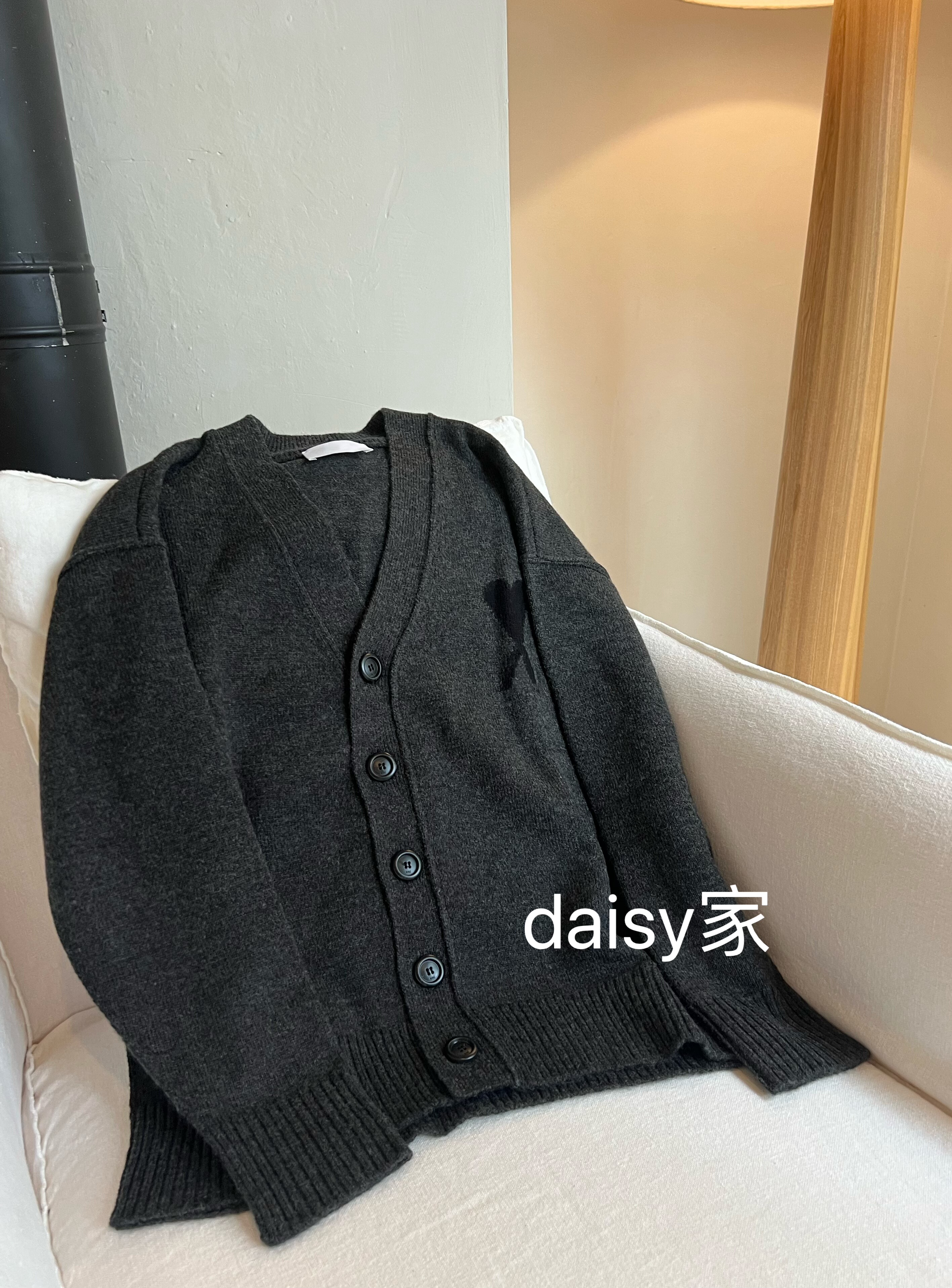 25Ss秋冬新款黑色爱心V领开衫针织衫毛衣外套