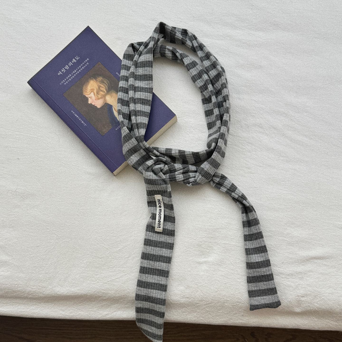 ins条纹针织围巾女韩版四季百搭装饰护颈围脖出游氛围感细长围巾