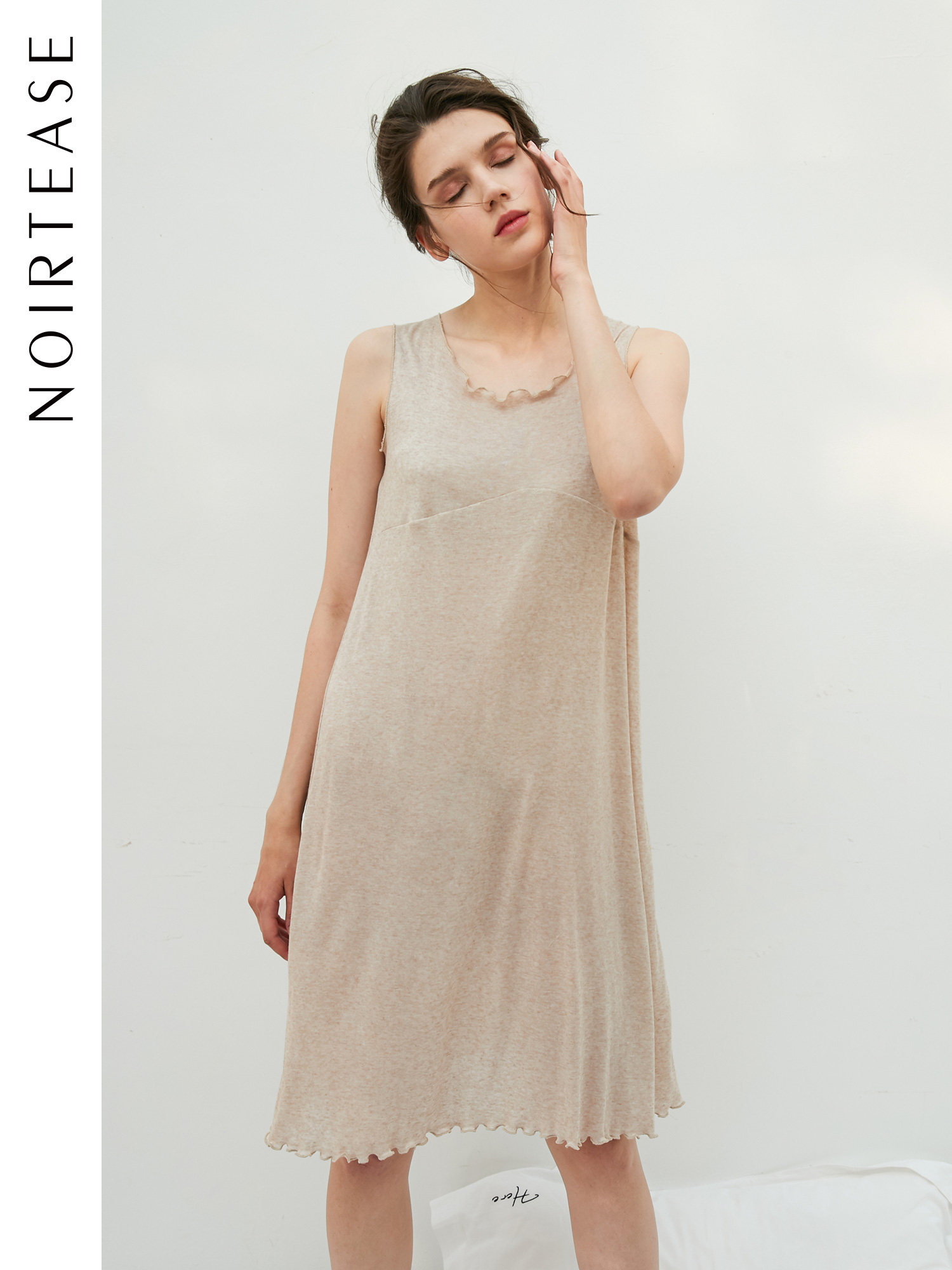 NoirTease奈黎诗薄款舒适莱赛尔面料背心睡裙春夏性感宽松睡