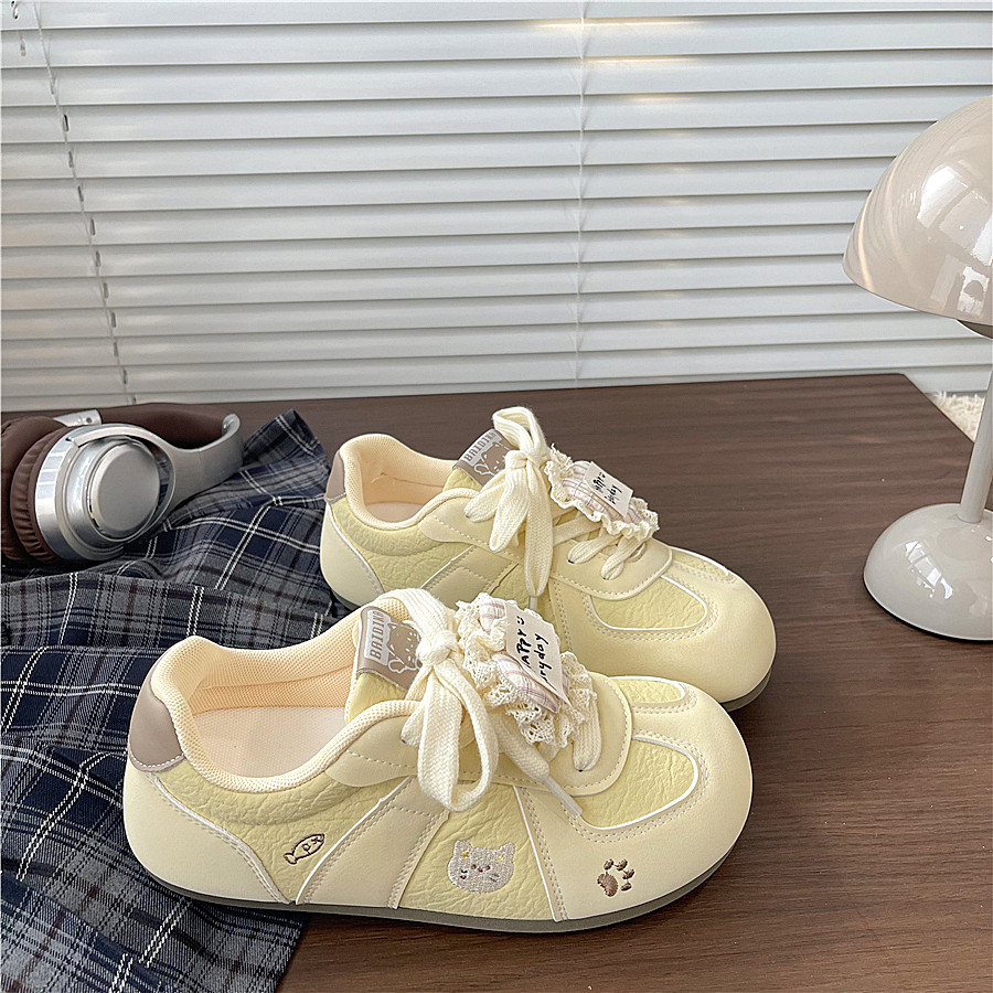 易少年 丑萌可爱小白鞋女配裙子德训鞋子2026春季新款运动休闲鞋,女鞋,休闲板鞋,淘宝优惠券,粉丝福利购,淘宝优惠卷