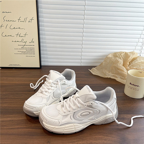 易少年 韩版网面跑步鞋女2025冬季新款软底小众运动休闲小白鞋子