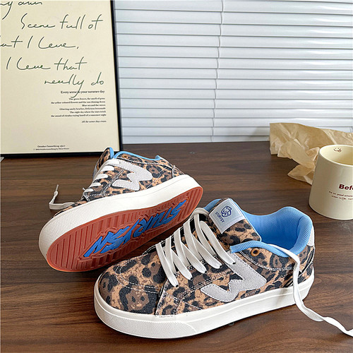 豹纹情侣复古板鞋女ins潮2025秋冬季新款帆布鞋百搭运动休闲鞋男