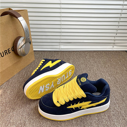情侣深蓝黄板鞋男2026春季新款韩版面包鞋百搭休闲小白鞋女ins潮