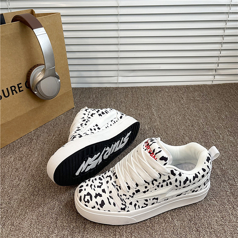 鞋子男白豹纹2026春季新款学生复古情侣百搭ins潮运动休闲板鞋女,流行男鞋,休闲板鞋,淘宝优惠券,粉丝福利购,淘宝优惠卷