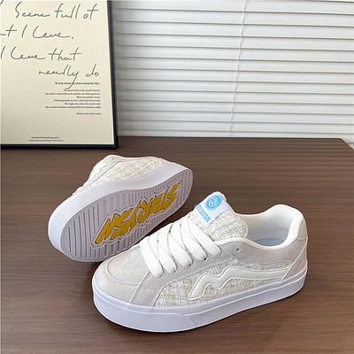 易少年 小香风面包鞋女ins潮2026春季新款板鞋小众百搭休闲小白鞋