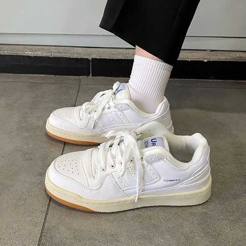 港风男鞋ins超火百搭情侣板鞋