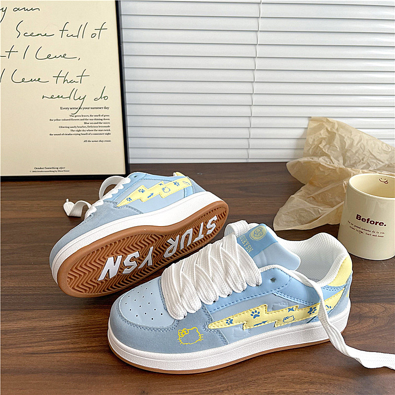 易少年 原创浅蓝面包鞋女款ins潮2025冬季新款板鞋百搭休闲小白鞋