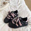 韩版黑粉色贝壳头板鞋ins2025冬季新款学生复古小白鞋百搭休闲鞋