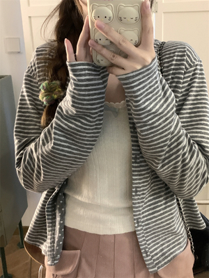 条纹波点双层特殊针织圆领开衫