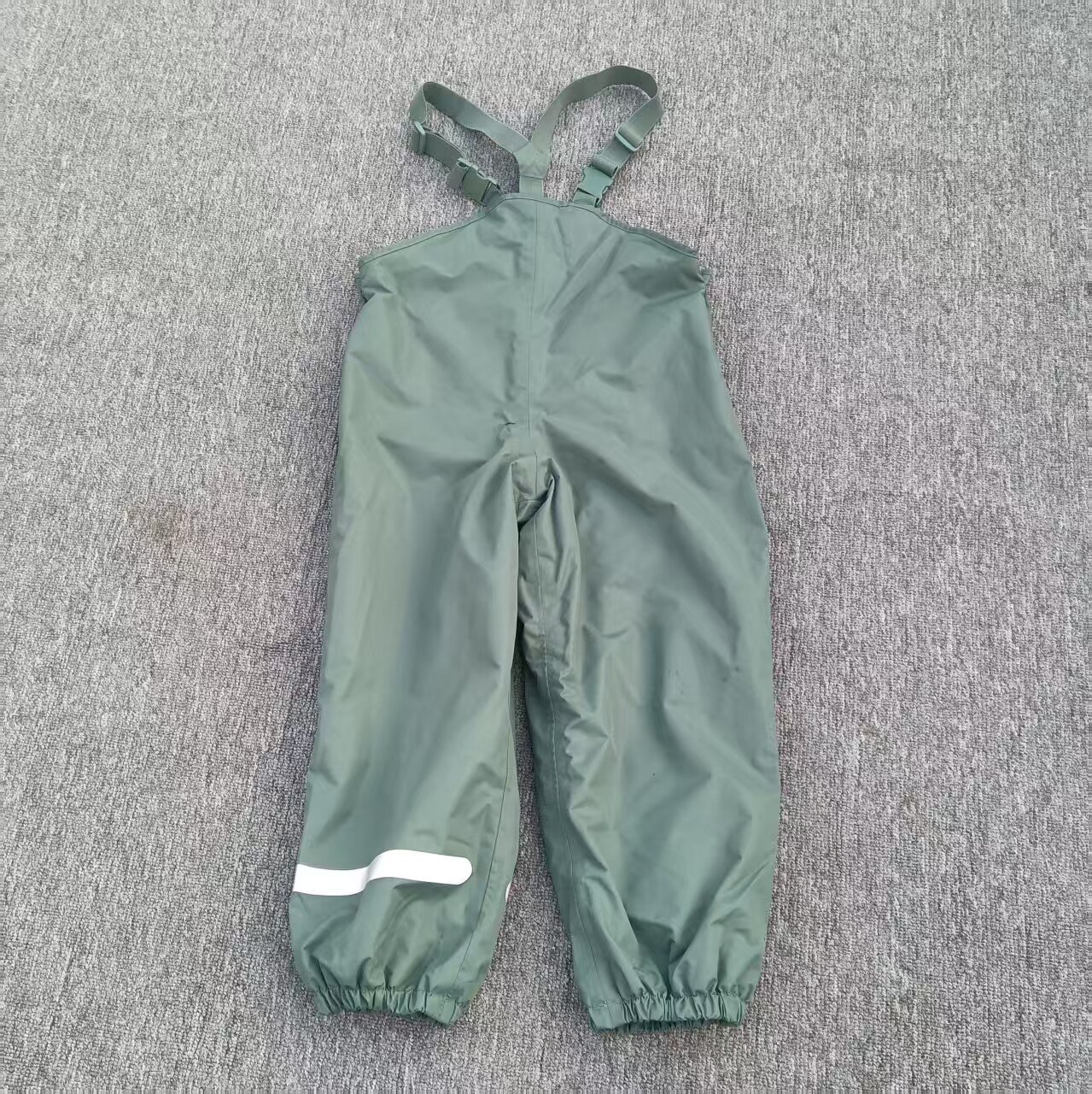 外贸出口儿童加绒雨裤男童女童滑雪裤冲锋裤防风防雨裤防污背带裤