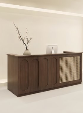 侘寂风服装店高端实木吧台柜收银柜台店铺小型定制美容院前台接待