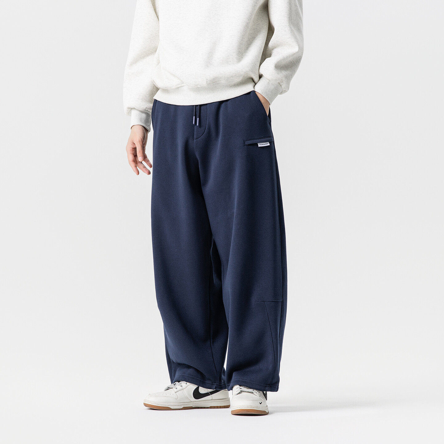 冬天2025加绒加厚男裤重磅500g卫裤垂感阔腿长裤运动休闲裤子男潮