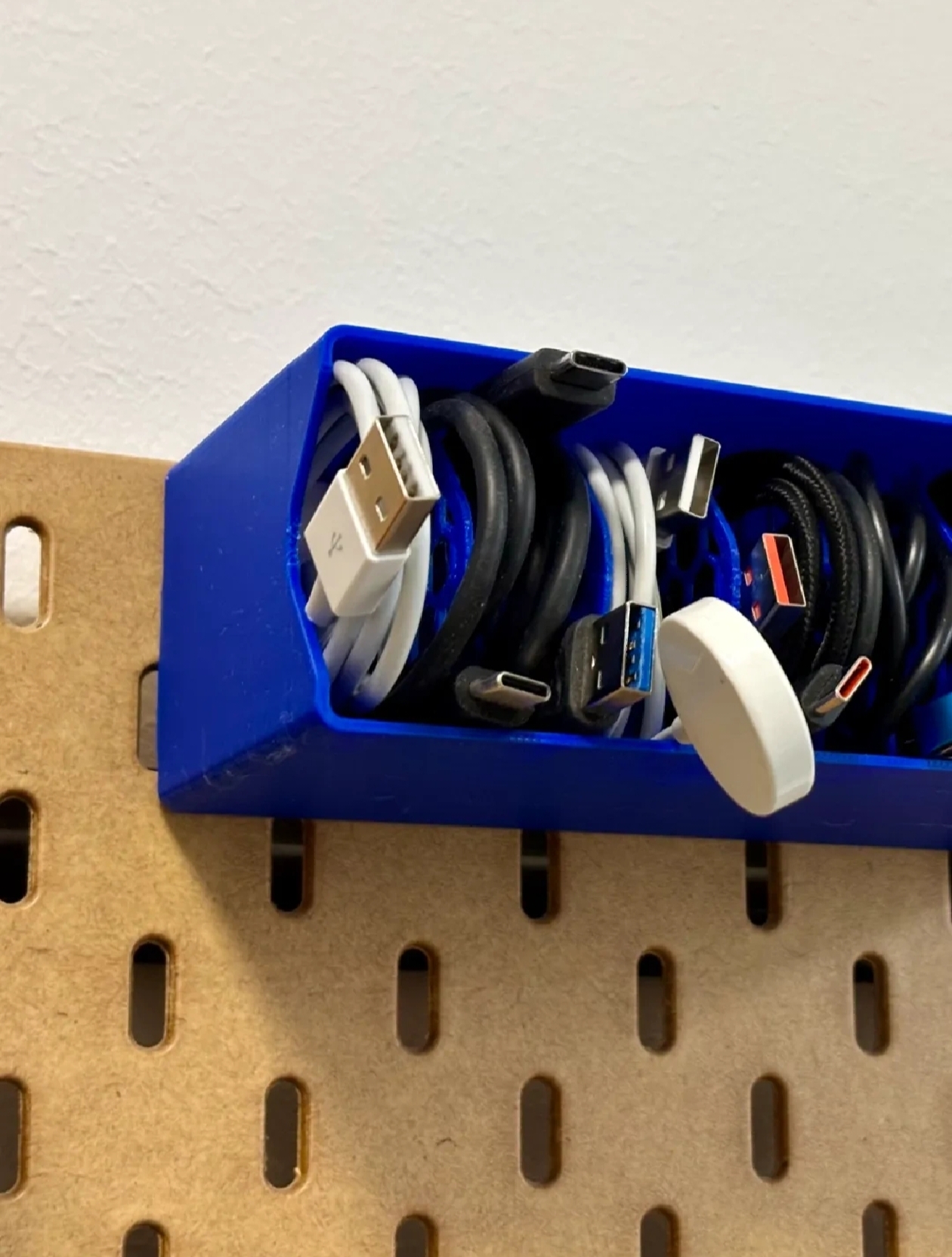 适用宜家SKADIS斯考迪斯 洞洞板配件  V2线缆整理器