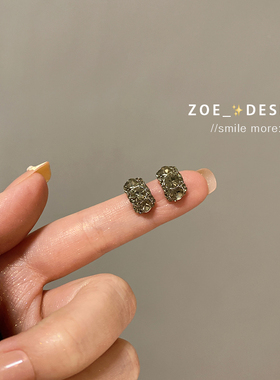 灰色锆石耳钉洋气女新款潮耳环s925纯银耳针气质耳饰品C型高级感