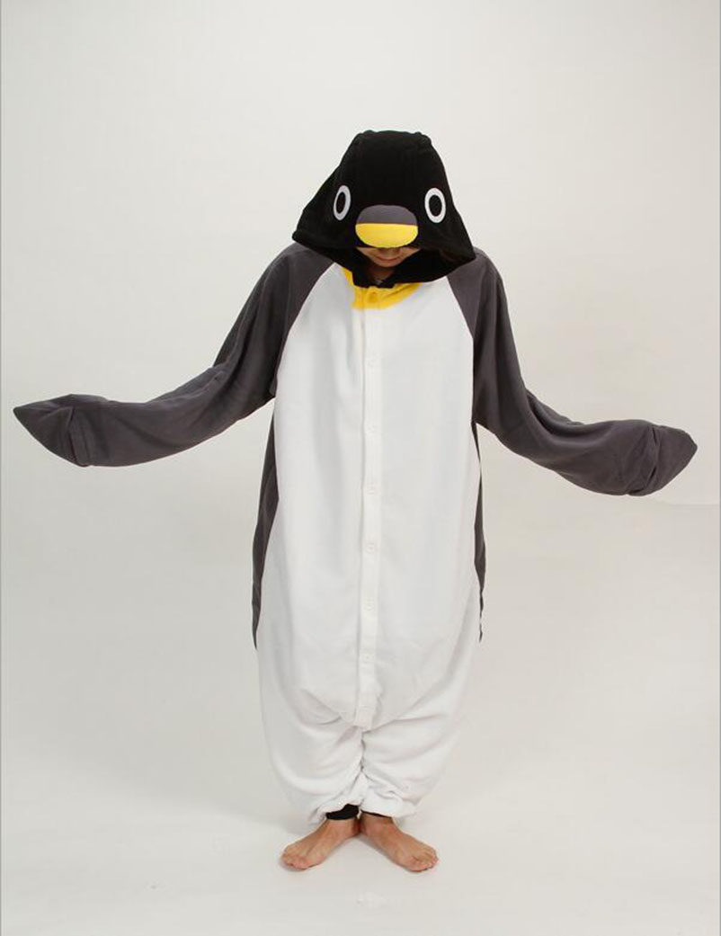 原版同款灰企鹅卡通连体睡衣成人可爱动漫男女法兰绒加厚秋冬演出