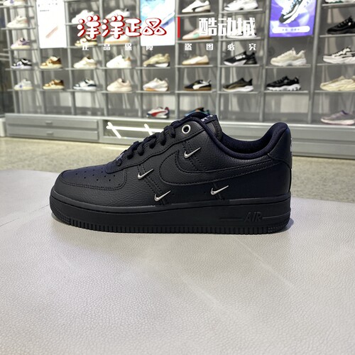 Nike耐克秋季女运动休闲空军板鞋