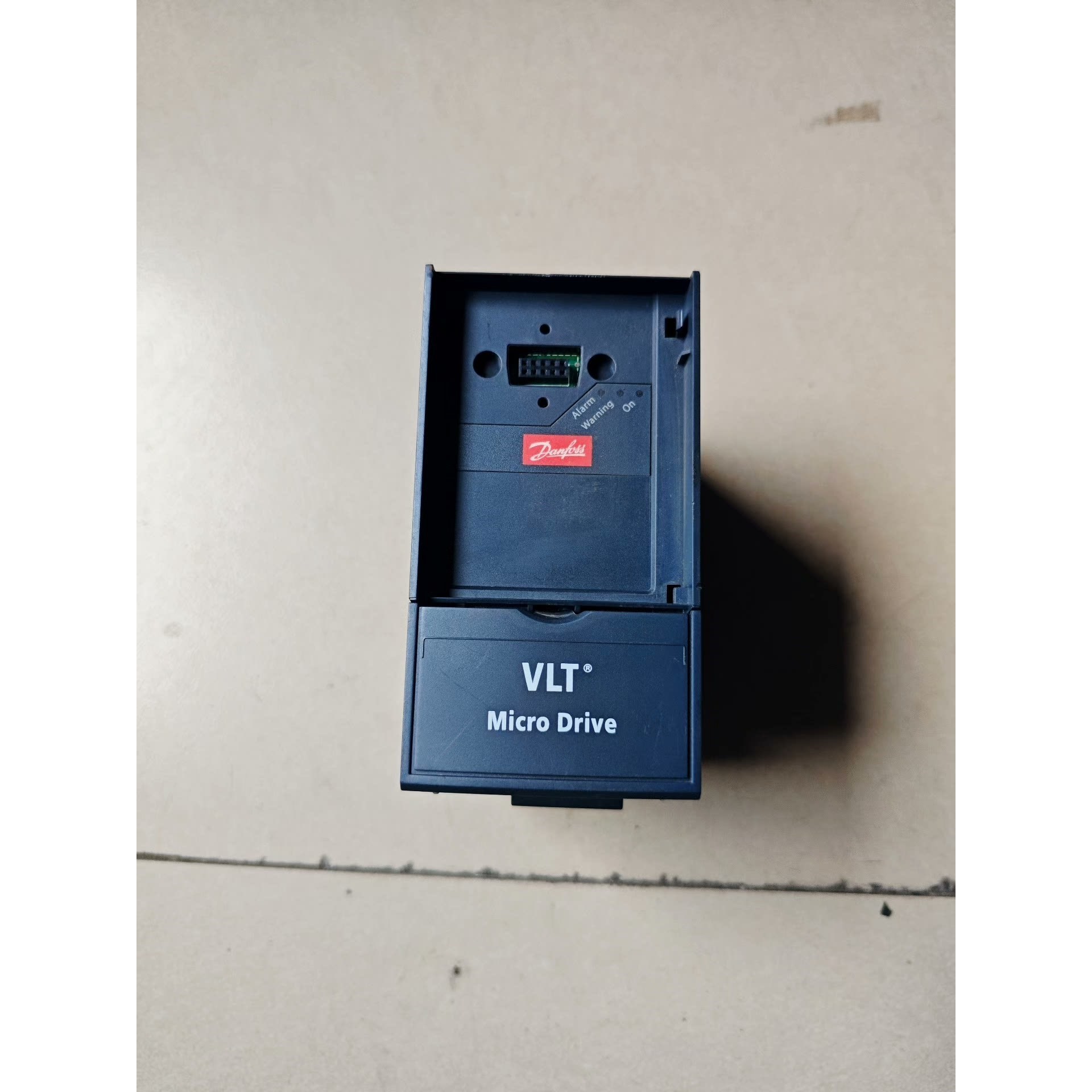 丹弗斯变频器FC-051PK75T4E20H 380v 0.议价产品