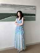 芷汀「湖光夏」法式 显肤白印花不规则荷叶边收腰开叉飘带连衣裙