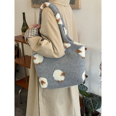韩系可爱毛绒小羊托特包女新款秋冬大容量休闲通勤单肩手提包