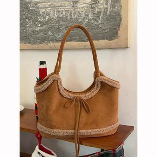 秋冬复古羊羔毛手提包包女新款大容量磨砂麂皮通勤时尚百搭托特包