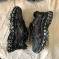 Black Distressed Tire Shoes 692