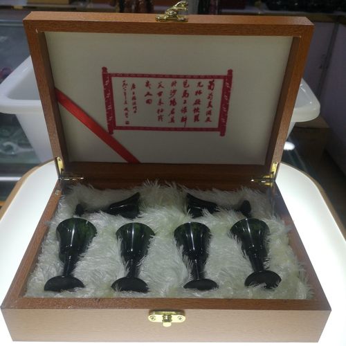 鸳鸯玉含磁带保健蛇纹玉蛇纹玉