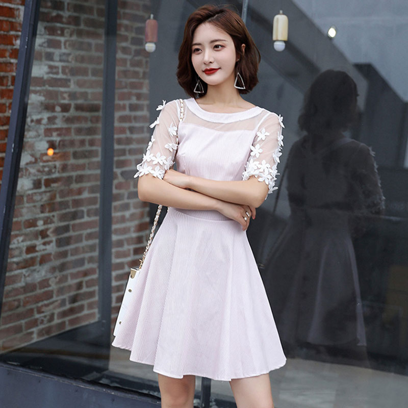 修身显瘦中长款蕾丝拼接夏季