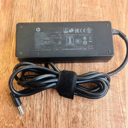 原装惠普19.5V3.33A笔记本电脑电源适配器4.5*3.0小蓝口65W小口针