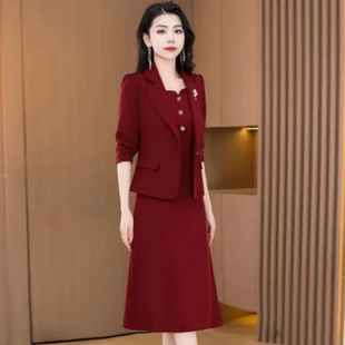 中老年时尚连衣裙套装秋季新款洋气妈妈装西服大码外套遮肉两件套
