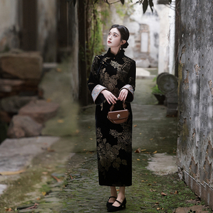 旗袍年轻款女真丝绒遮肉设计高端黑色复古新中式国风冬季加绒加厚