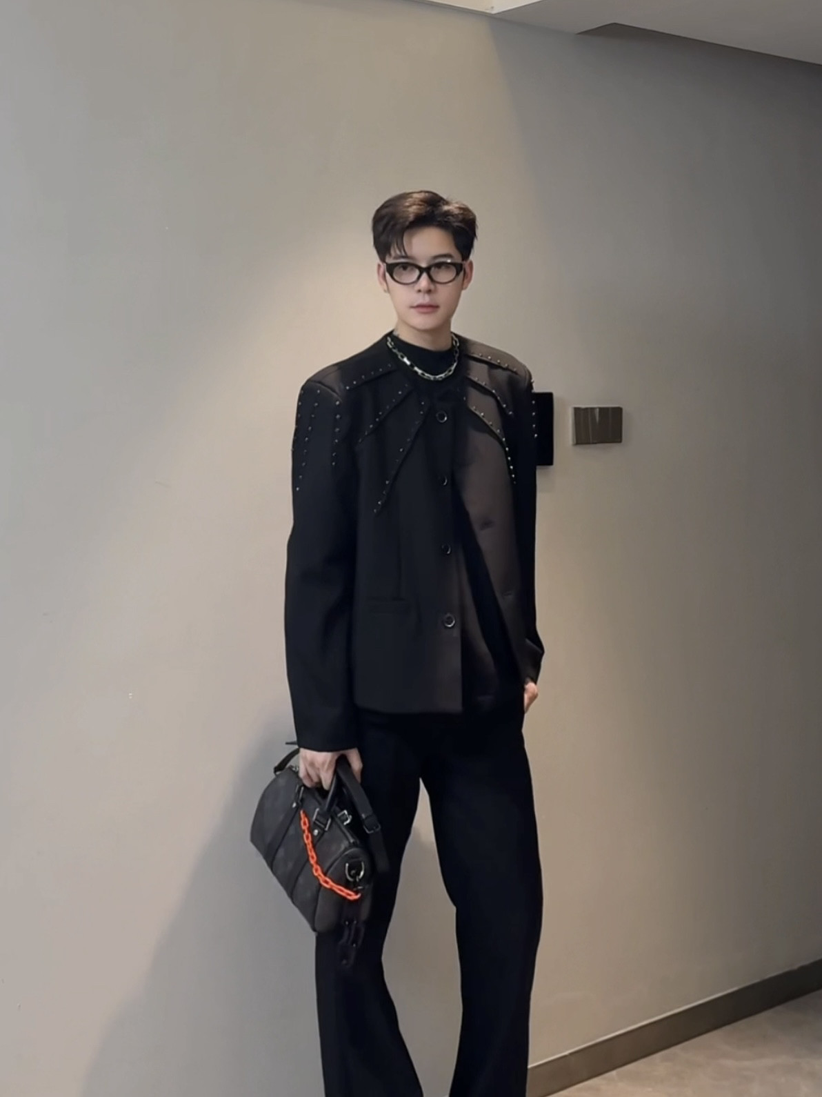 及时雨东 秋冬新款铆钉设计垫肩小西服外套男,男装,休闲西服,淘宝优惠券,粉丝福利购,淘宝优惠卷