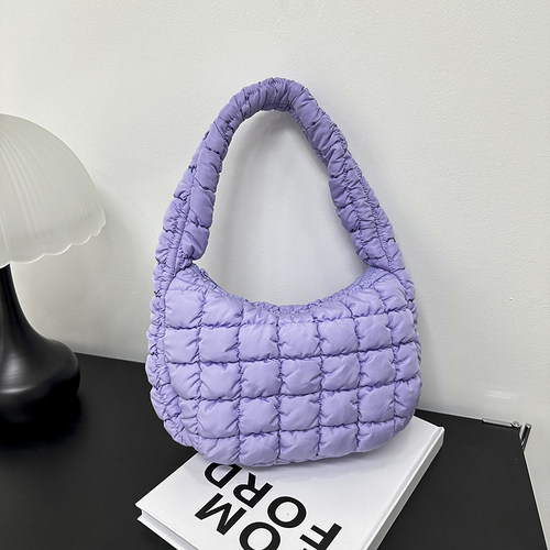 韩版女包百搭柔软可爱风