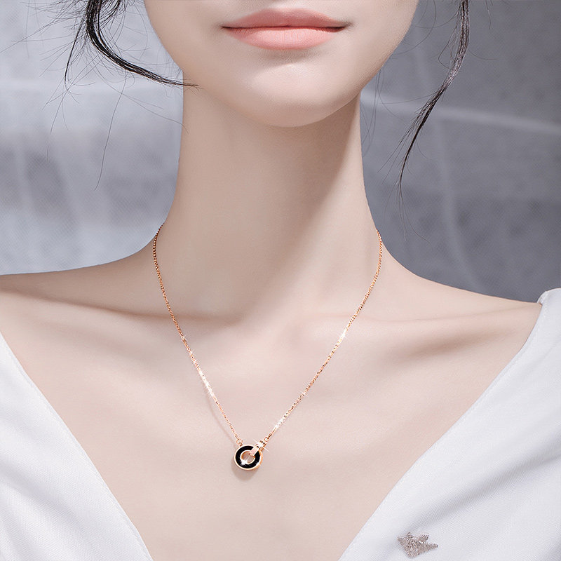 彩金钛钢项链女 不掉色玫瑰金简约冷淡风ins吊坠锁骨链网红潮百搭