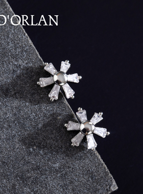 花朵纯银耳环女韩国气质网红2021年新款潮耳钉简约小巧设计感耳饰