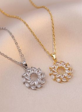 项链女直播网红锆石花朵小众时尚新款设计感吊坠气质大花钛钢项链