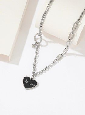 钛钢项链女韩国东大门时尚秋冬新款个性潮爱心字母项饰网红气质款