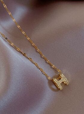 H项链钛钢字母项链女 欧美时尚新款锁骨链网红潮流气质简约饰品女