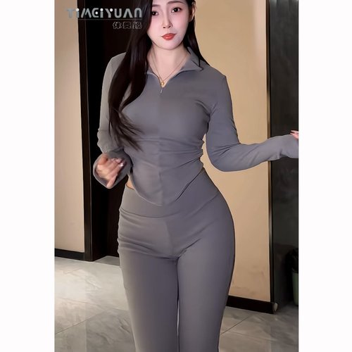 体美缘莱卡高弹抽褶瑜伽短裤女