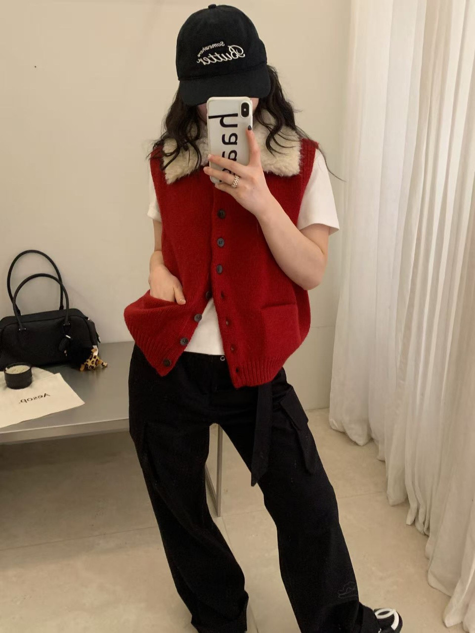 东大门羊羔毛翻领单排扣开衫针织马甲女秋冬宽松叠穿口袋毛衣背心