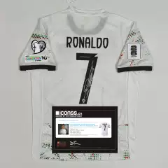 Cristiano Ronaldo Signed Jersey 2526 Portugal Home New Player Fan Edition Signed Football Shirt Framed