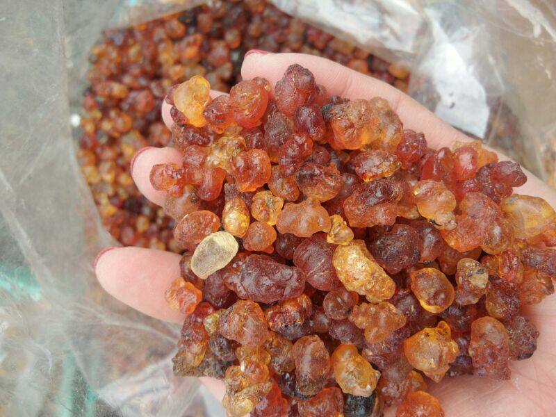 桃胶无杂质野生桃树桃花泪无硫500克皂角米拉丝雪燕包邮